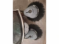Tennant green machines 636 straatveegmachine - afbeelding 10 van  22