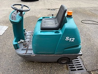 Tennant s12 elektrische zitveegmachine - afbeelding 2 van  6