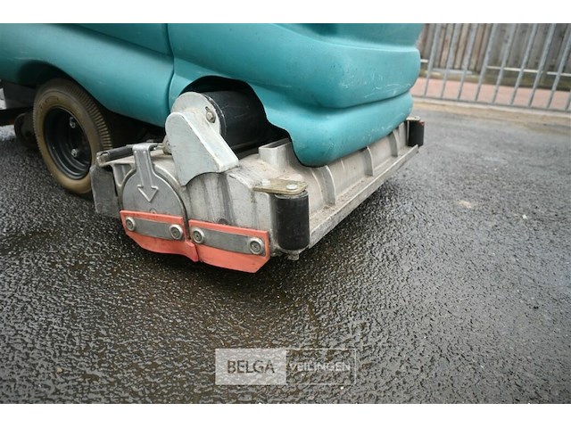 Tennant schrob-zuigmachine - afbeelding 7 van  16