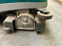 Tennant t1 achterloop schrobmachine - afbeelding 11 van  12