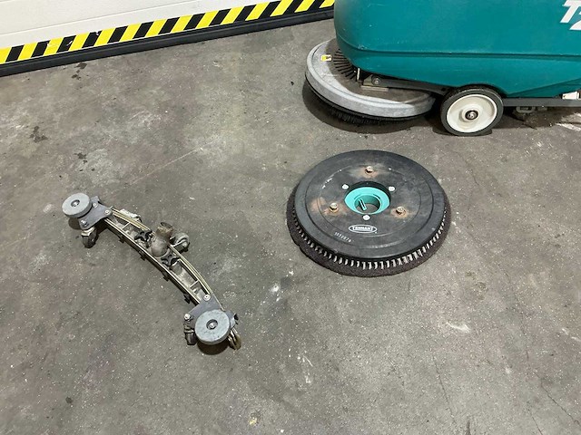 Tennant t2 schrobmachine - afbeelding 11 van  14