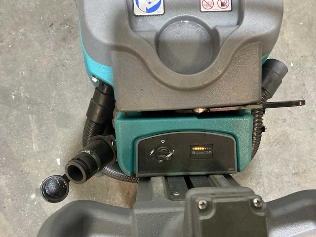 Tennant t2 schrobmachine - afbeelding 12 van  14
