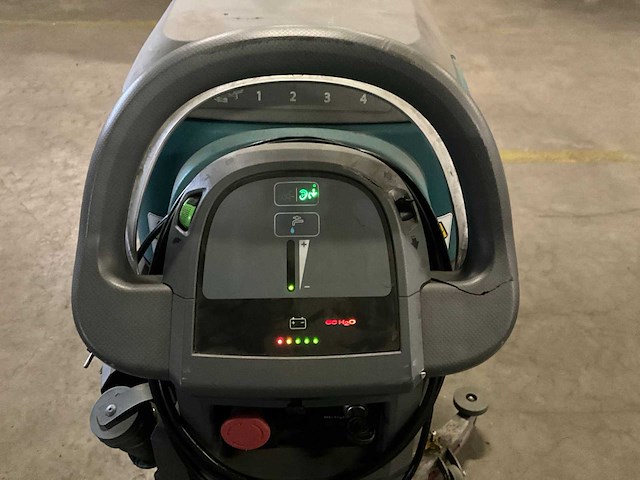 Tennant t300 ec-h2o nanoclean achterloop-schrobmachine - afbeelding 7 van  10
