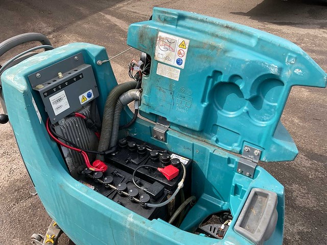 Tennant t300 vloerreiniger - afbeelding 2 van  12
