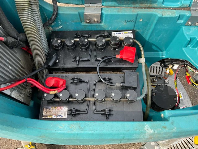 Tennant t300 vloerreiniger - afbeelding 3 van  12