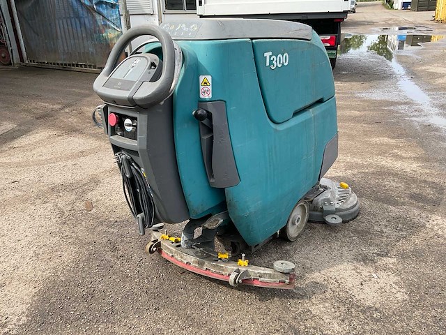 Tennant t300 vloerreiniger - afbeelding 8 van  12
