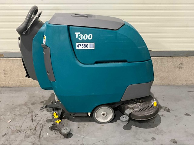 Tennant t300 zelfrijdende schob-zuigmachine - afbeelding 5 van  9
