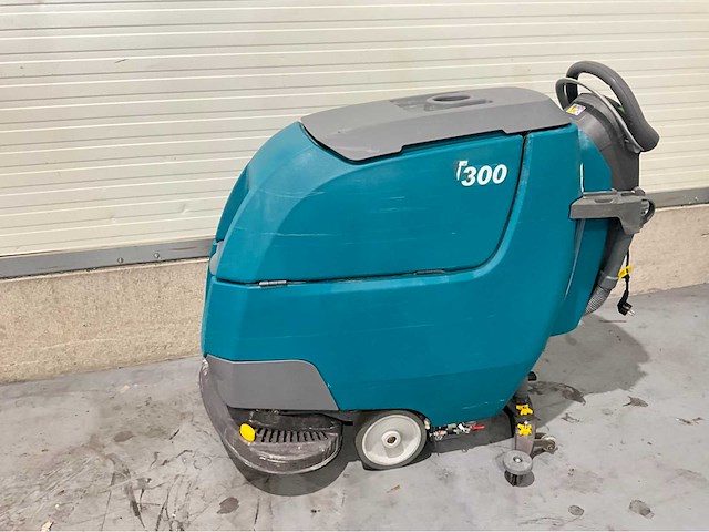 Tennant t300 zelfrijdende schob-zuigmachine - afbeelding 1 van  9