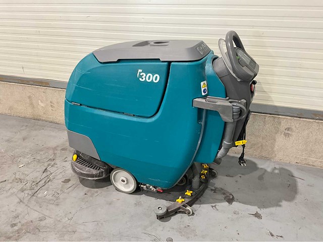 Tennant t300 zelfrijdende schob-zuigmachine - afbeelding 3 van  9