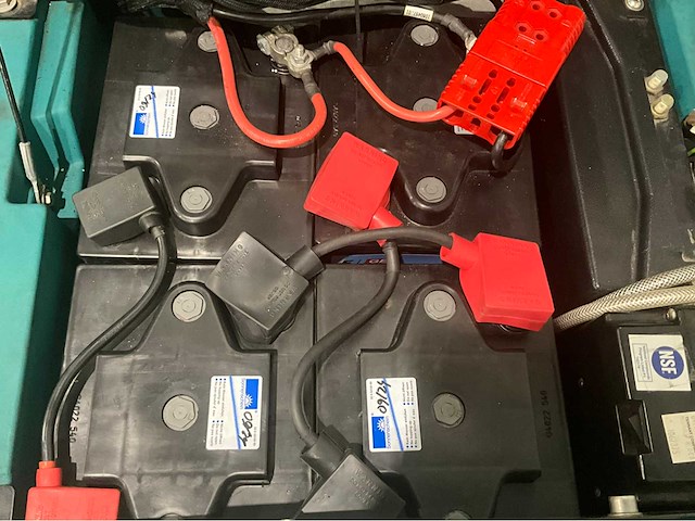 Tennant t5 zelfrijdende schrobmachine - afbeelding 2 van  10