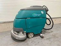 Tennant t5 zelfrijdende schrobmachine - afbeelding 1 van  10
