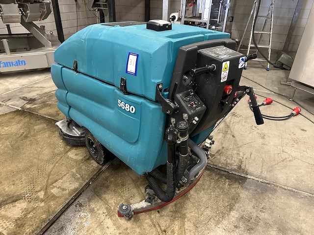 Tennant - afbeelding 1 van  14