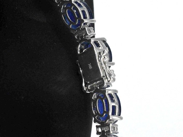 Tenniscollier met grote saffieren en natuurlijke diamanten - afbeelding 9 van  11