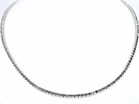 Tenniscollier met natuurlijke zwarte diamanten - afbeelding 2 van  8