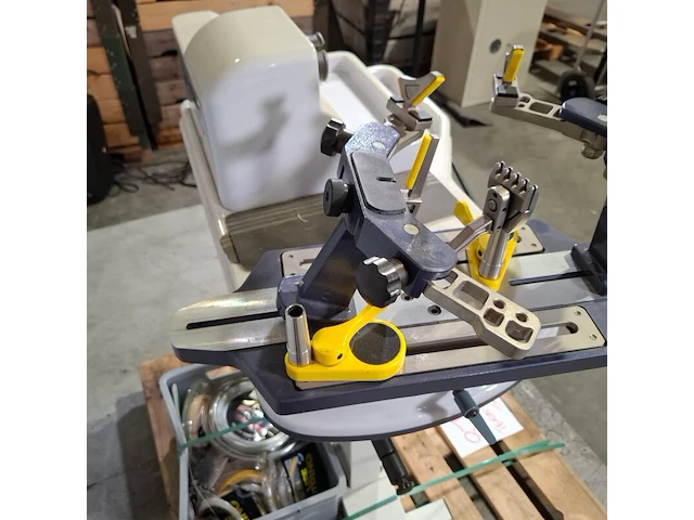 Tennisracket spanner, tyger - afbeelding 4 van  12