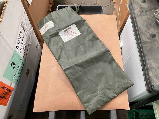 Tent pin container - afbeelding 1 van  3