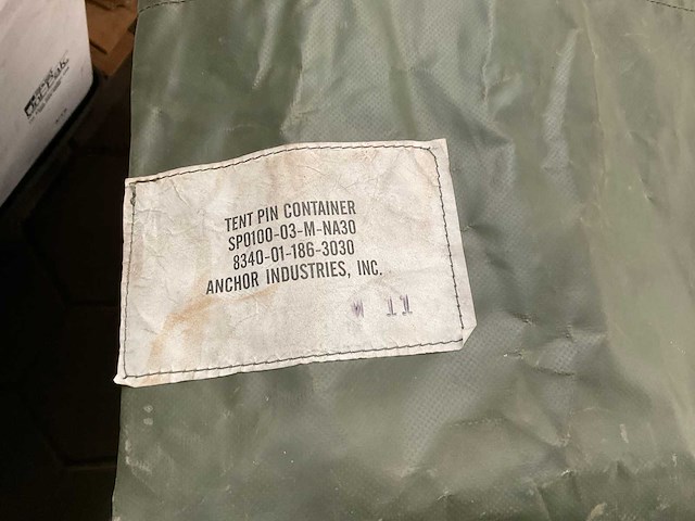 Tent pin container - afbeelding 2 van  3