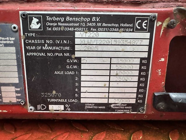 Terberg - 2004 - yt 220 - industriële trekker - afbeelding 11 van  16