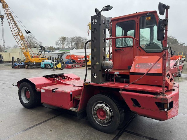 Terberg - 2004 - yt 220 - industriële trekker - afbeelding 15 van  16