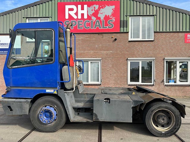 Terberg - 2008 - yt 182 - terminal trekker vrachtwagen - afbeelding 8 van  29