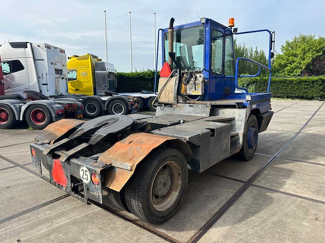 Terberg - 2008 - yt 182 - terminal trekker vrachtwagen - afbeelding 11 van  29