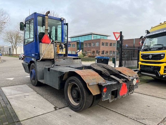 Terberg - 2008 - yt 182 - terminal trekker vrachtwagen - afbeelding 25 van  29