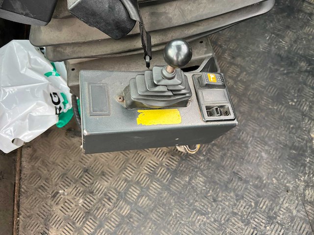 Terberg - 2008 - yt 182 - terminal trekker vrachtwagen - afbeelding 28 van  29