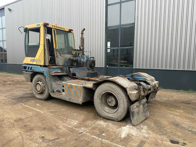 Terberg - rt282 - terminal tractor - 2006 - afbeelding 2 van  9