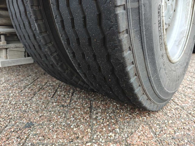 Terberg yt180 terminal trekker - afbeelding 11 van  28