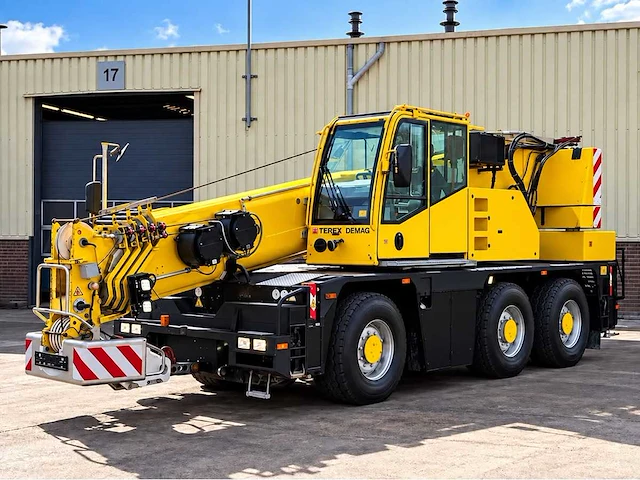 Terex - 2006 - ac40 - kraan - afbeelding 1 van  6