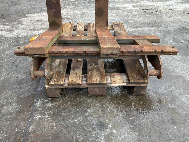 Terex palletvork - afbeelding 7 van  7