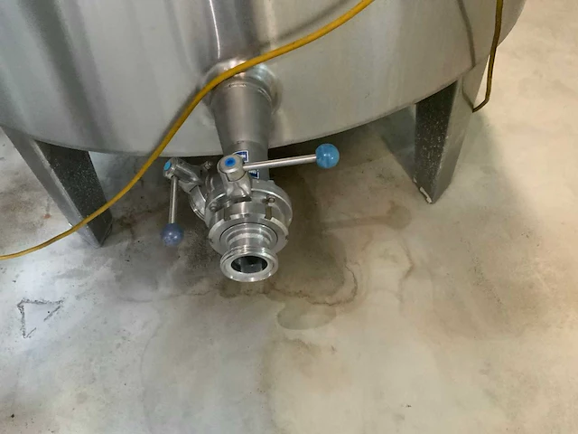 Terlet verticale bereidingstank 3000 liter - afbeelding 4 van  9