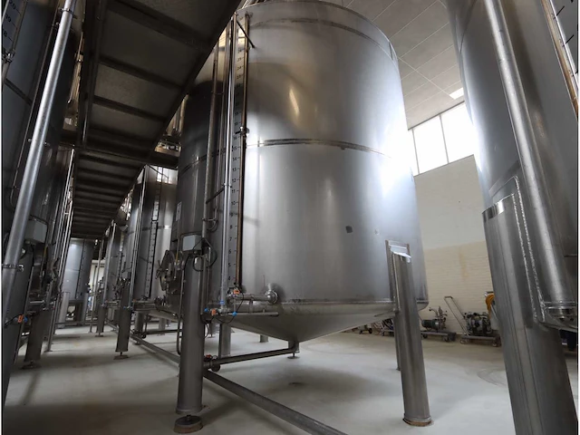 Terlet verticale opslagmengtank (30000liter) - afbeelding 1 van  13