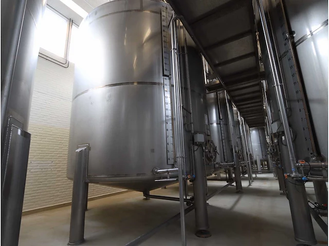 Terlet verticale opslagmengtank (30000liter) - afbeelding 1 van  13