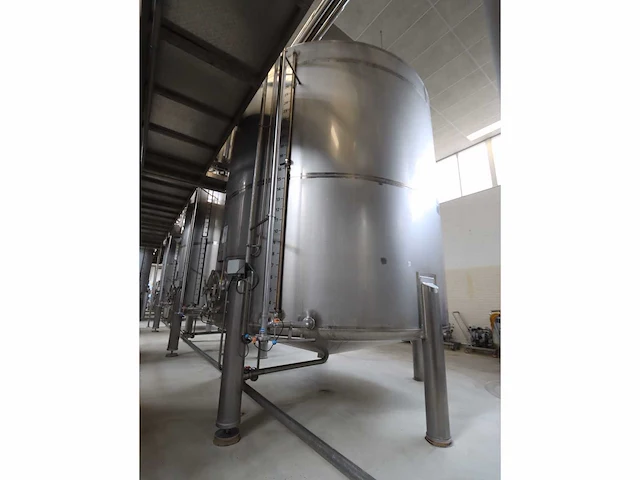Terlet verticale opslagmengtank (30000liter) - afbeelding 7 van  13