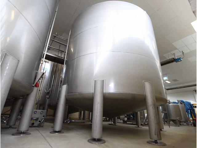 Terlet verticale opslagtank (65000liter) - afbeelding 3 van  10