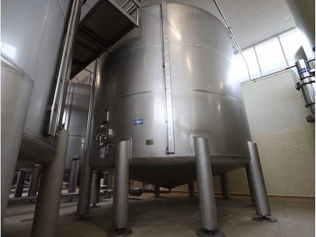 Terlet verticale opslagtank (65000liter) - afbeelding 1 van  11
