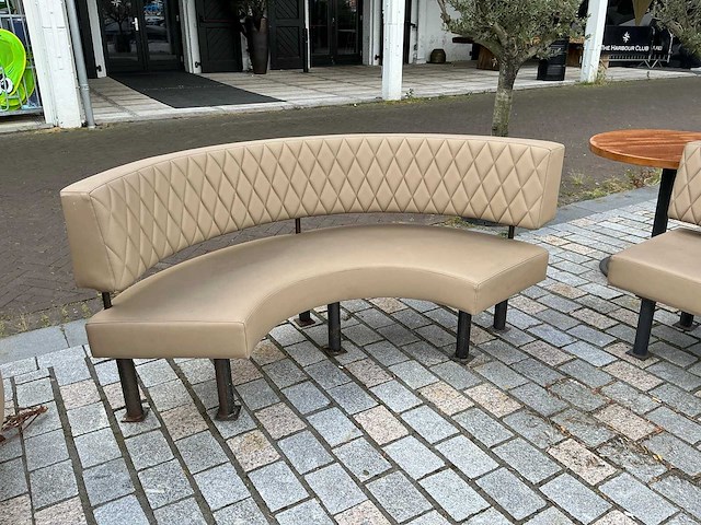 Termopol - curve - the harbour club - loungebank - afbeelding 5 van  11