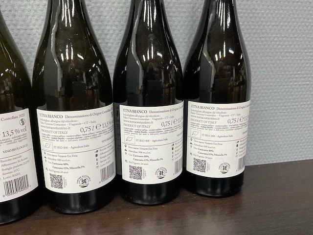 Terra costantino 'de aetna bianco' 2022 (6x) - afbeelding 4 van  4