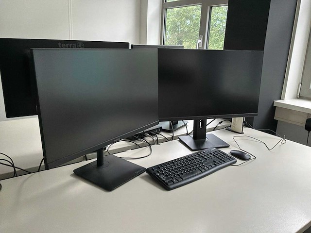 Terra en iiyama monitor (5x) - afbeelding 1 van  7