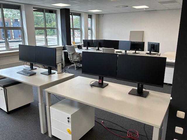 Terra en samsung monitor (7x) - afbeelding 6 van  13
