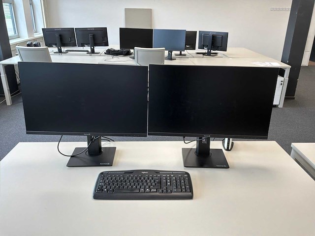 Terra en samsung monitor (7x) - afbeelding 9 van  13