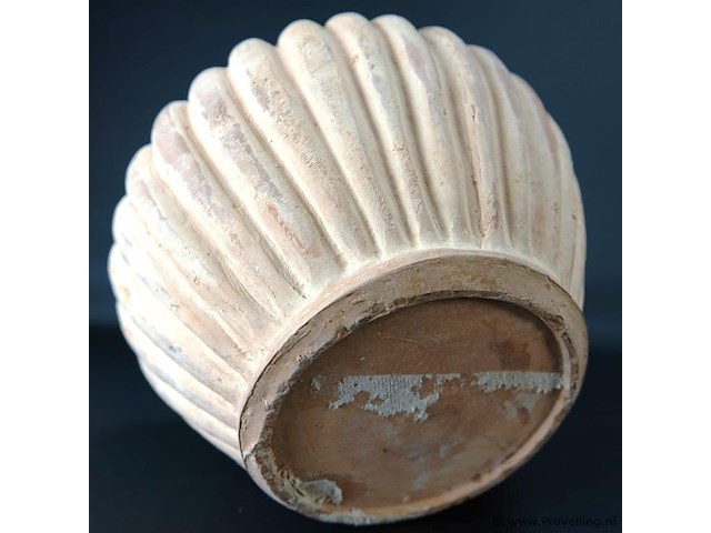 Terracotta pot - afbeelding 5 van  5