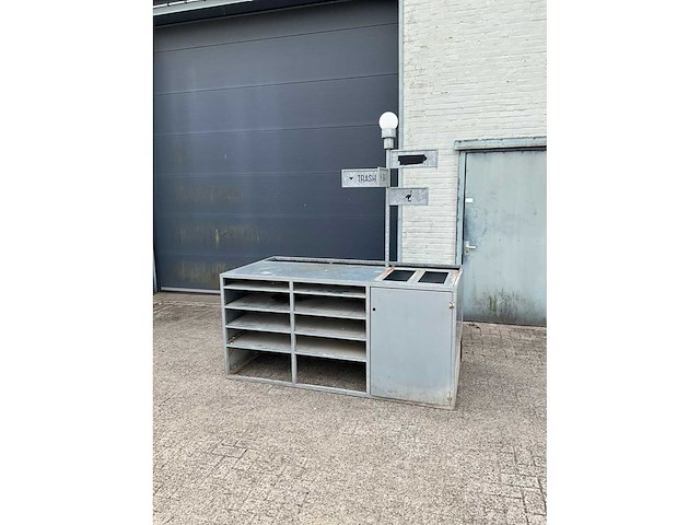 Terras debrasseer tafel - afbeelding 2 van  9