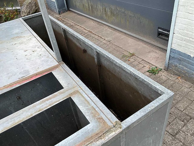 Terras debrasseer tafel - afbeelding 6 van  9