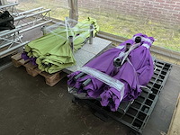 Terras parasol met voet (7x) - afbeelding 1 van  6