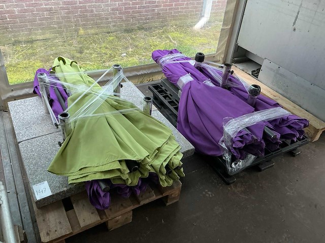 Terras parasol met voet (7x) - afbeelding 2 van  6