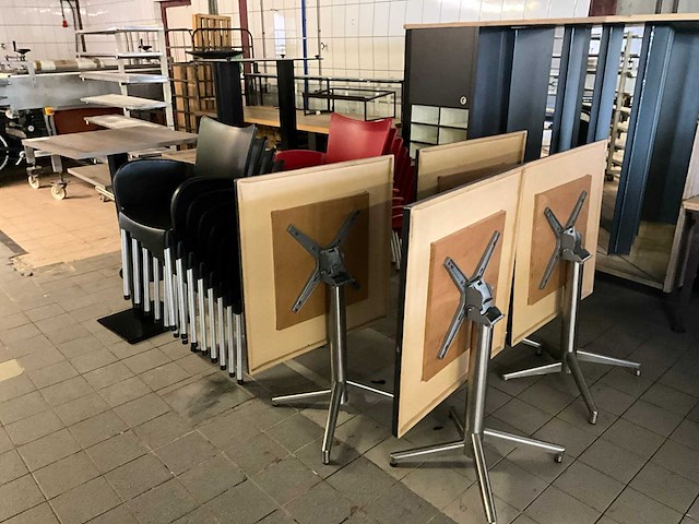 Terras tafels en stoelen divers - afbeelding 2 van  5