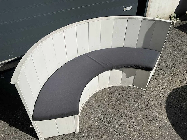 Terrasbank met tafel - afbeelding 5 van  7