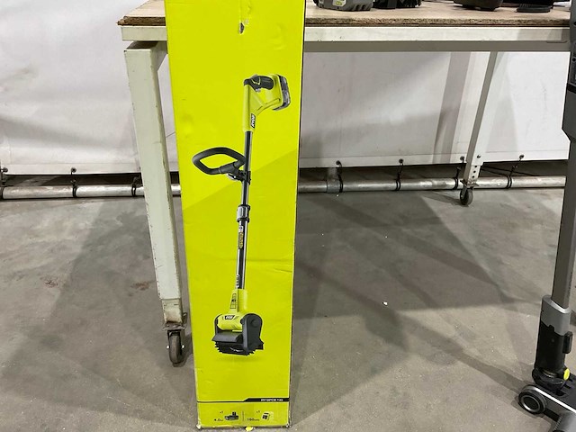 Terrasborstel en stofzuiger - afbeelding 7 van  7